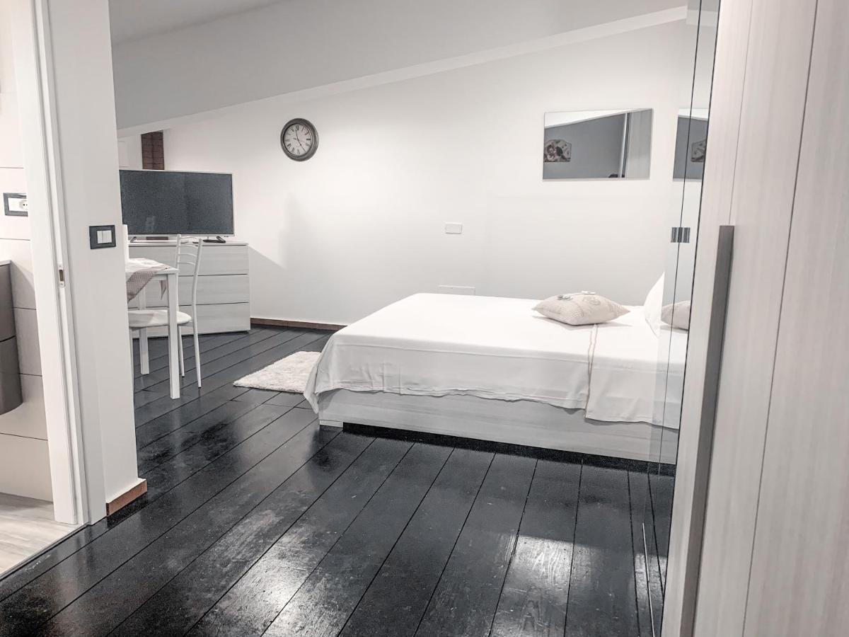 B&B Ma'Delina Settimo Milanese Exterior photo